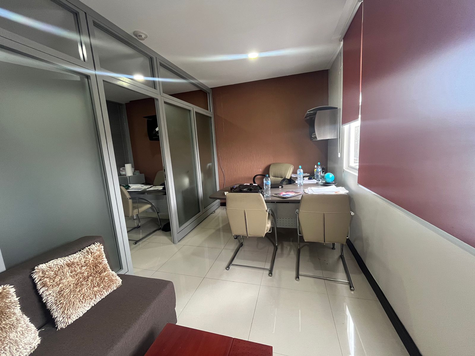 Oficina-amoblada-en-venta-1