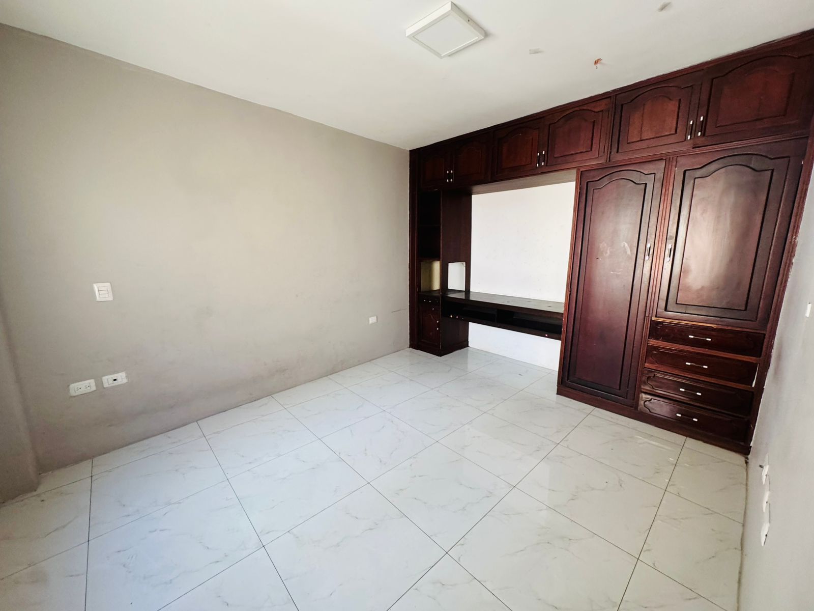 Casa-y-local-en-venta-10