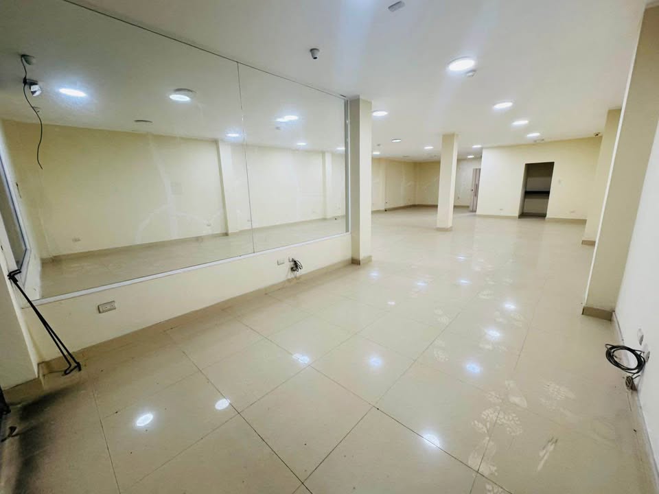 local-comercial-en-renta-1